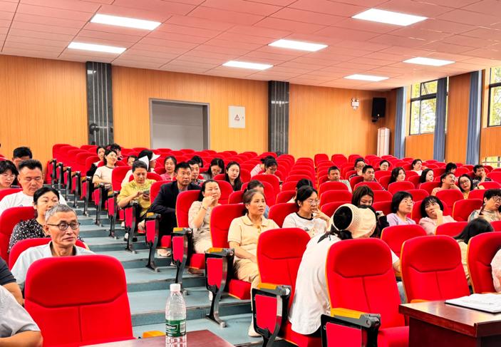 玉田初級(jí)中學(xué)舉行師德師風(fēng)宣誓儀式