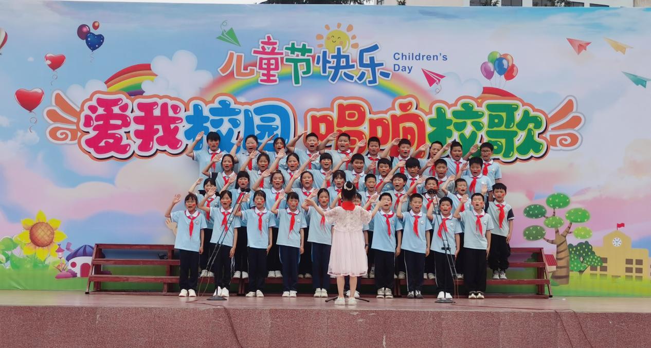 水頭學(xué)校舉行“愛我校園，唱響校歌” 班級(jí)合唱比賽