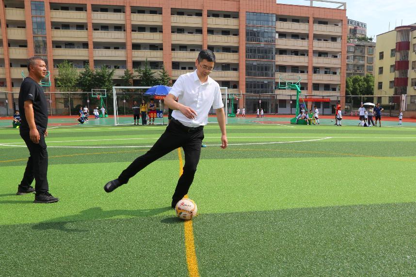邵東市首屆小學生男子足球聯(lián)賽開賽，邵東校園足球邁向新的里程碑