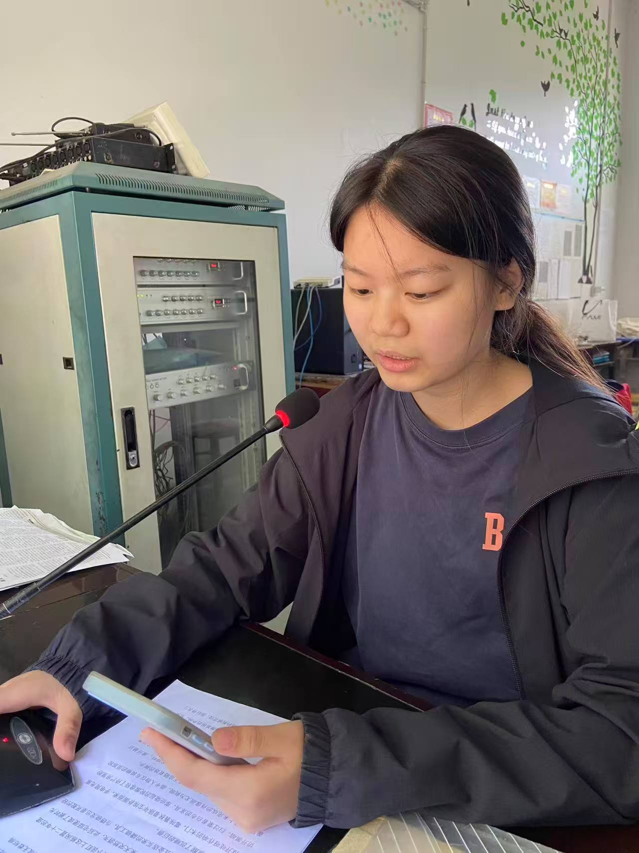 青春聲援，決勝高考 校團(tuán)委廣播助力高三學(xué)子從容沖刺