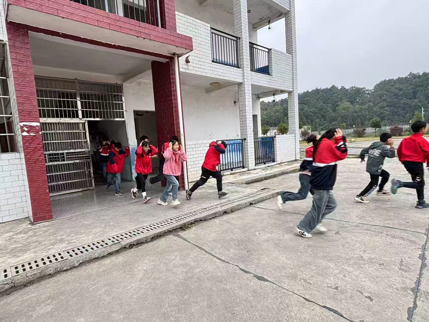 居安思危，防患于未“震”